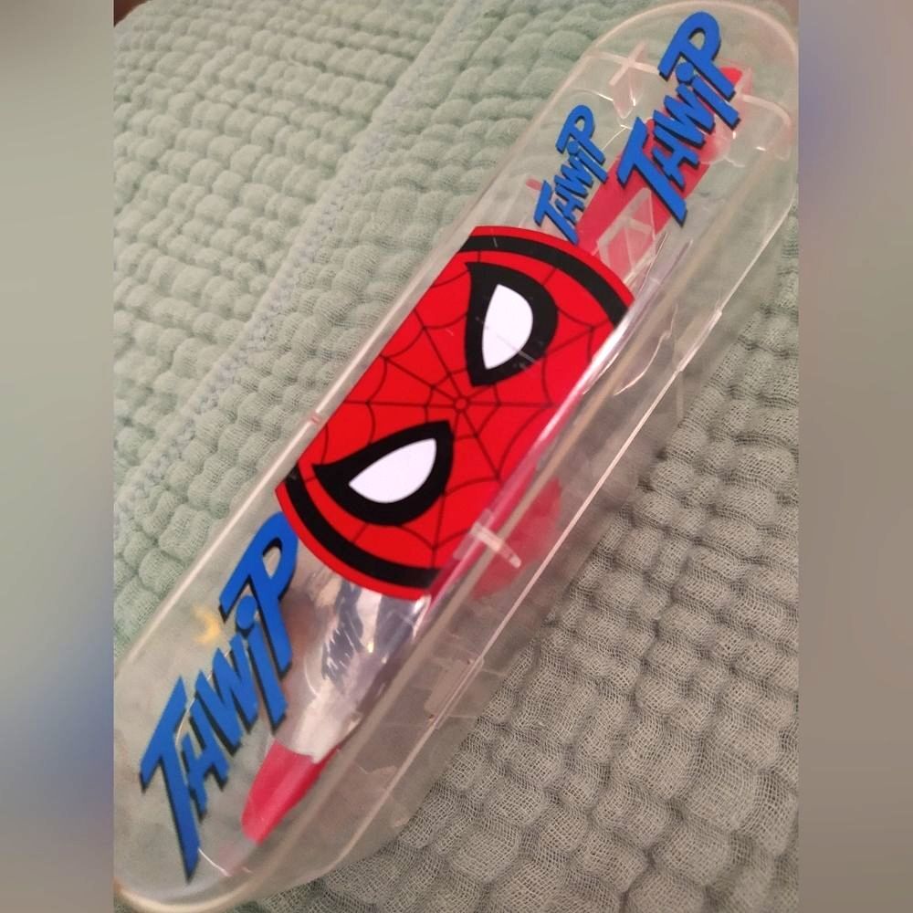 Marvel Spiderman toddler child fork and spoon set in protective carry case - Picture 2 of 13